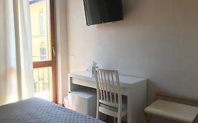 Gialel Pisa Guest House